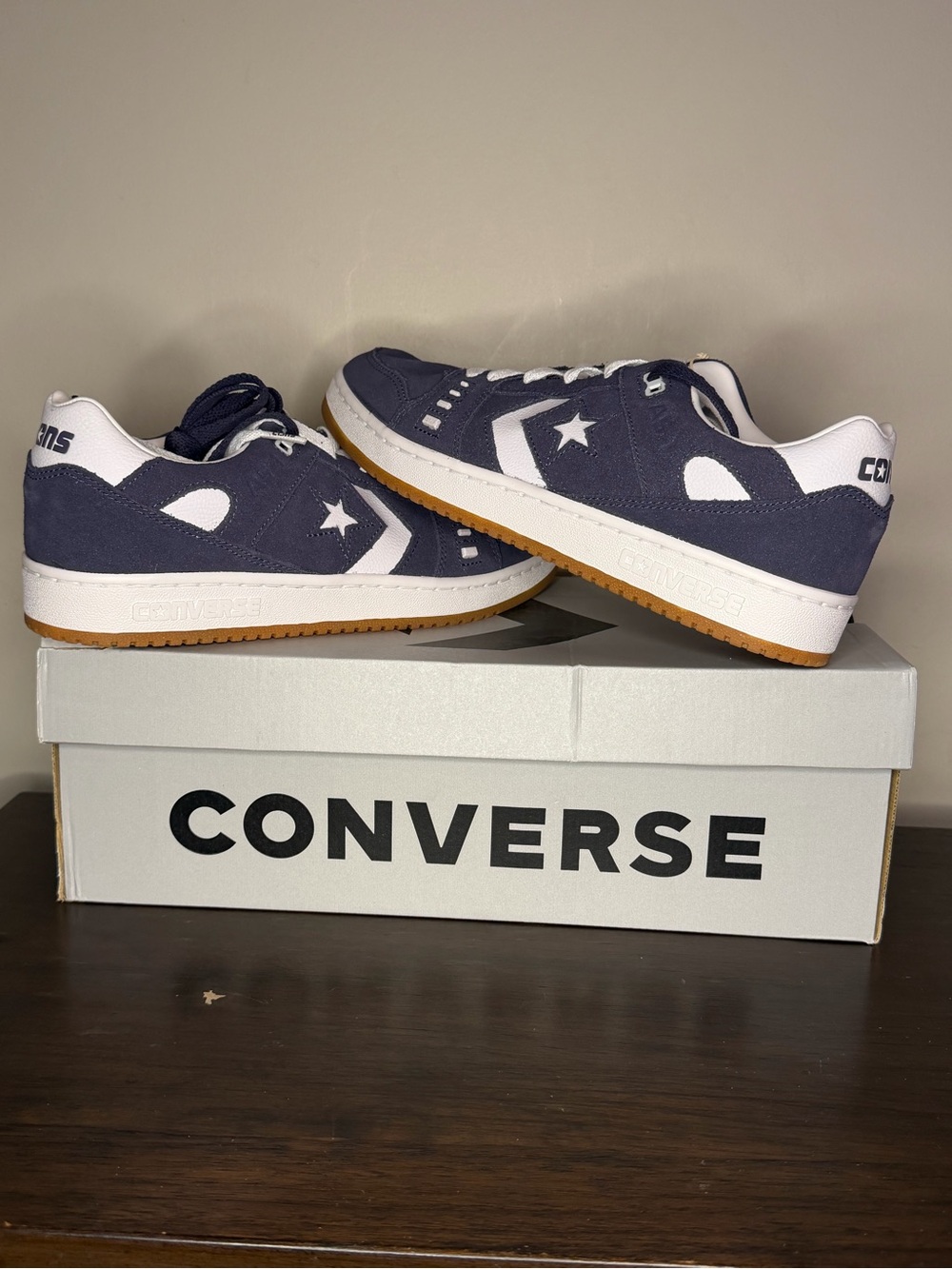 Converse CONS Low-Top Sneakers in Navy & White